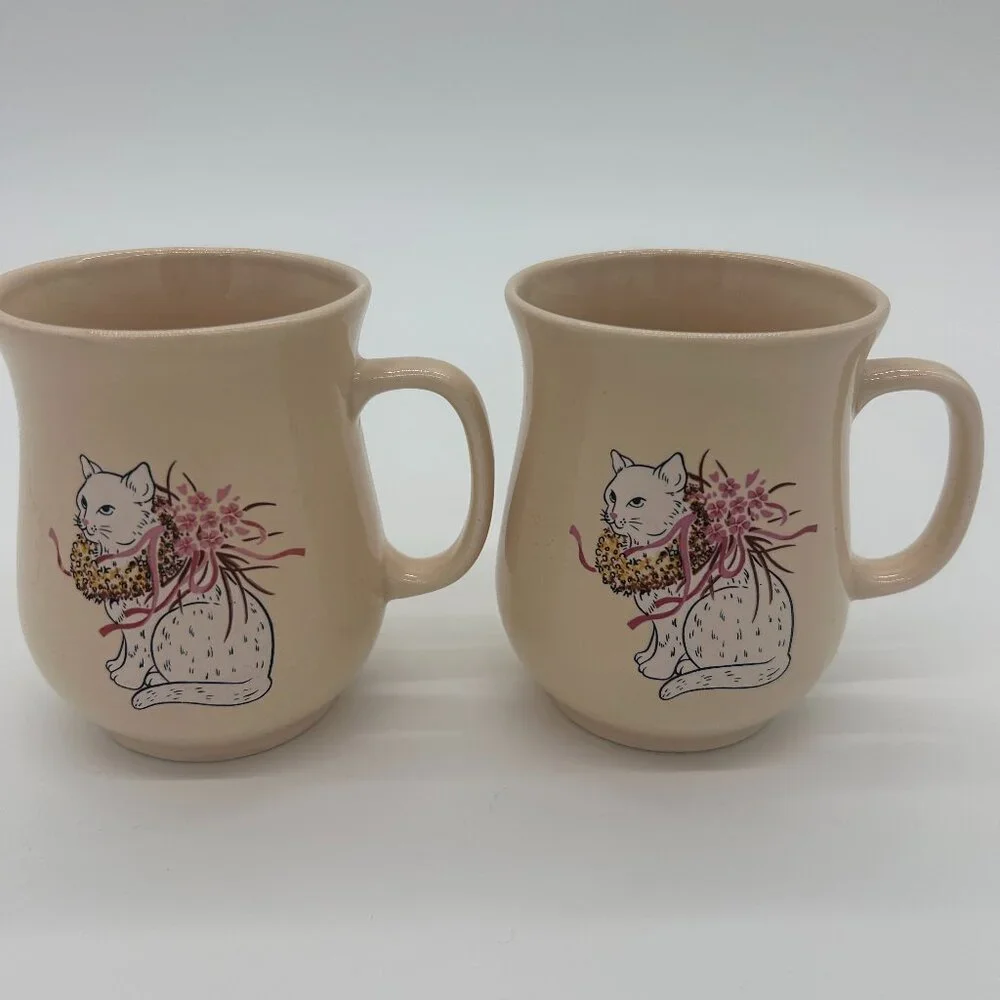 Vtg Lot (2)‎ CBK 1987 Cat Mugs Coffee Tea  Ceramic cups Kitty Floral Cute